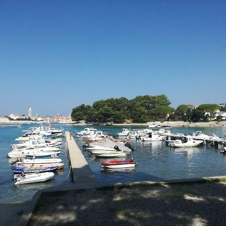 Villa Kuca Za Odmor Pende Banjol Exterior foto