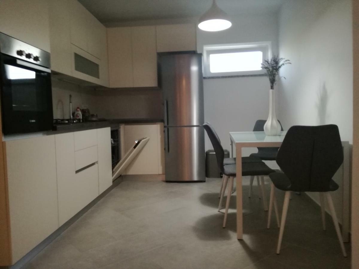 Villa Kuca Za Odmor Pende Banjol Exterior foto